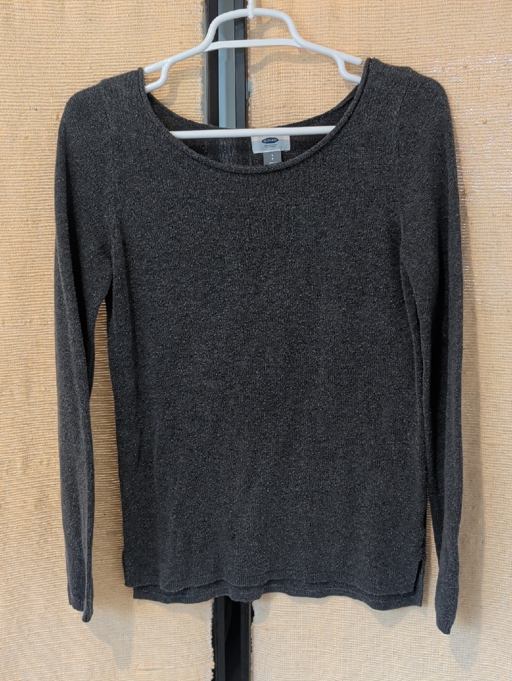 Old Navy Charcoal Gray Long-Sleeve Scoop Lightweight Sweater